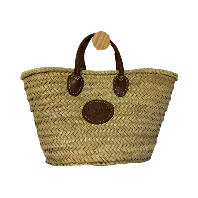 Small classic basket with short handles